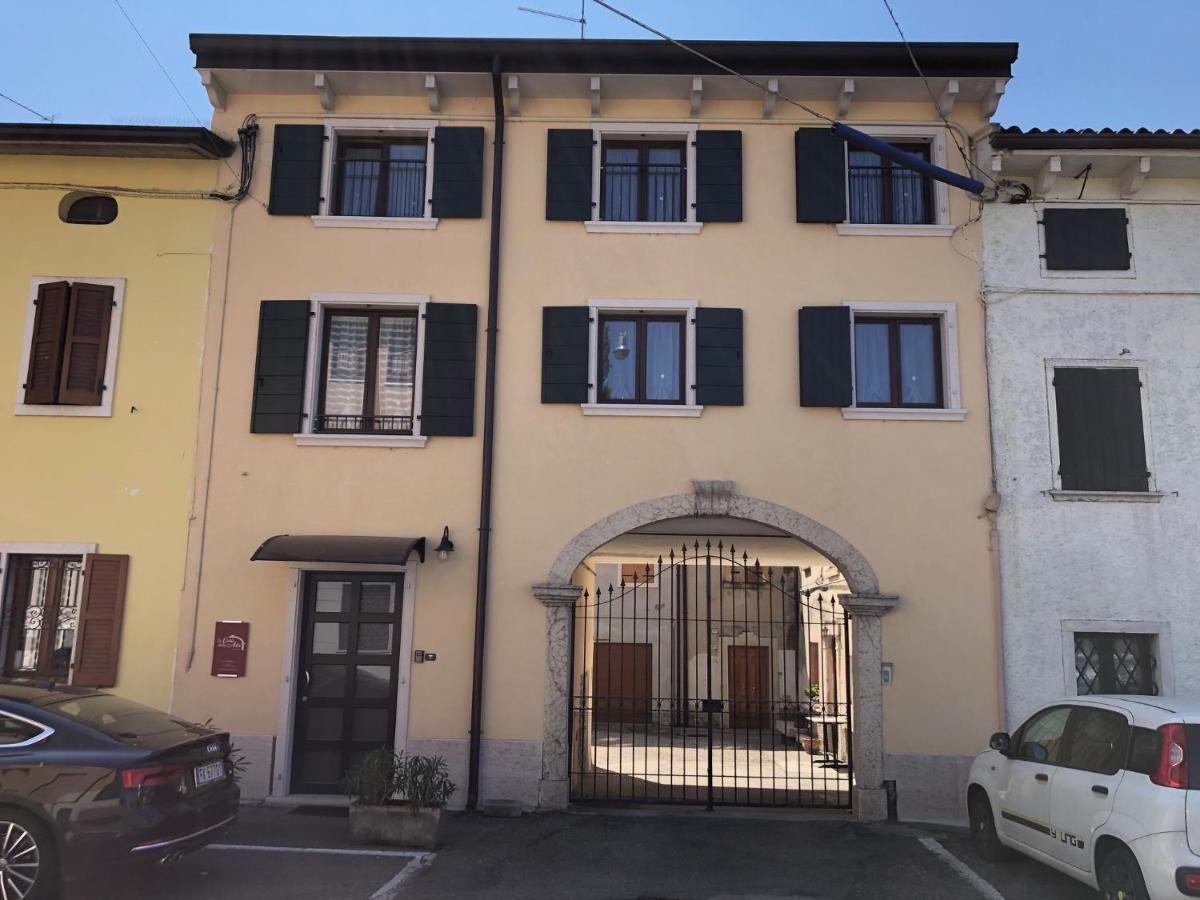 Hotel La casa della Ada Castelnuovo del Garda Exterior foto