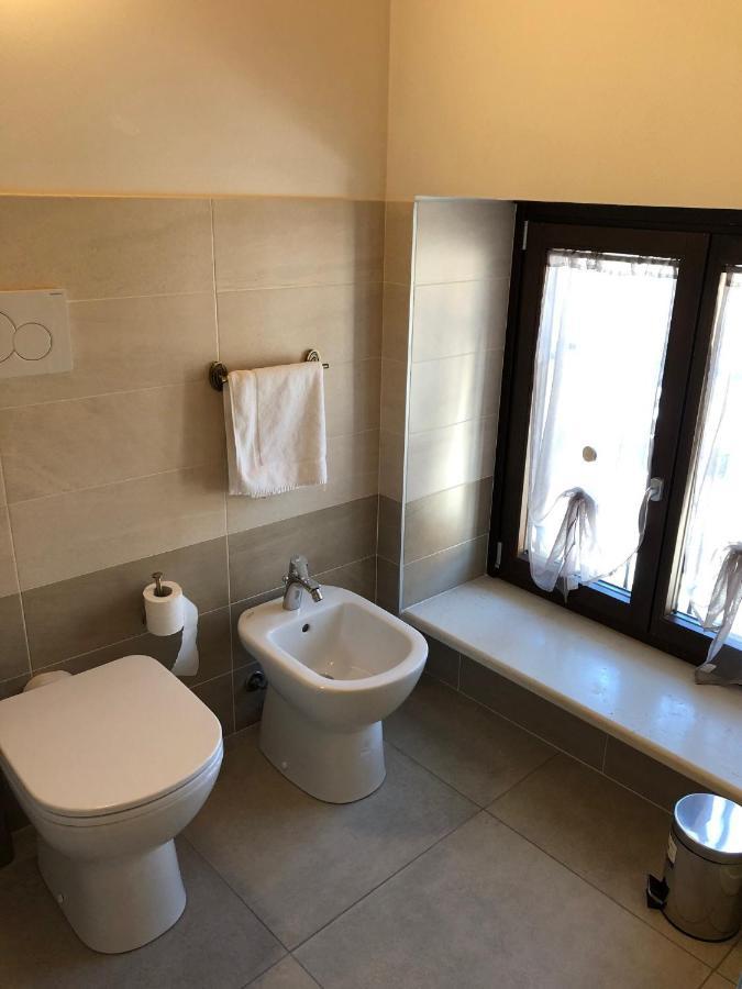 Hotel La casa della Ada Castelnuovo del Garda Exterior foto
