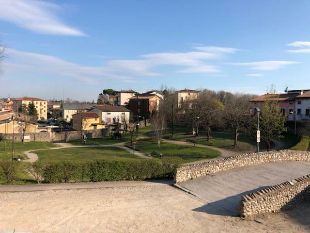 Hotel La casa della Ada Castelnuovo del Garda Exterior foto